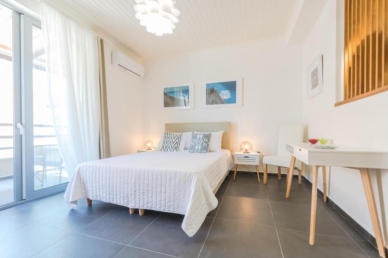 Rotunda Suites Kalamaki 外观 照片