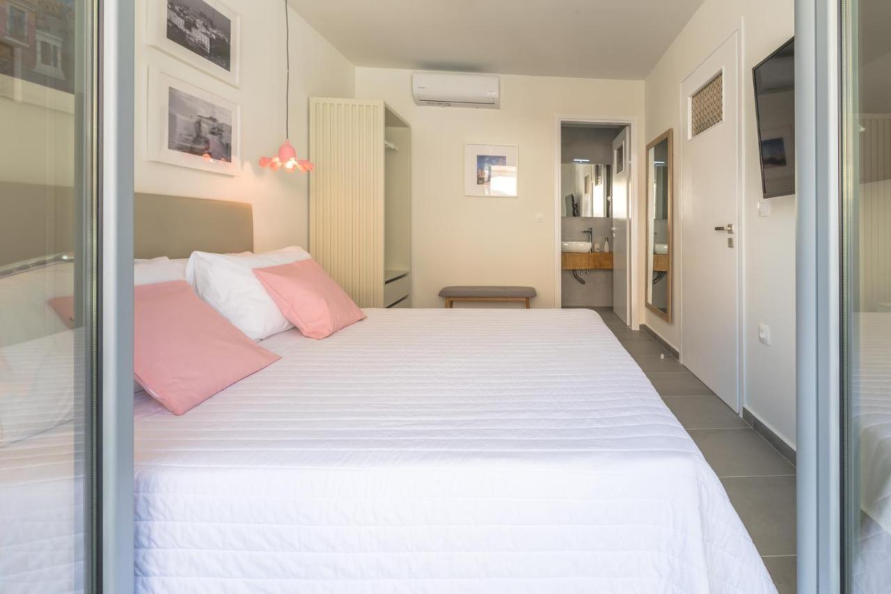 Rotunda Suites Kalamaki 外观 照片